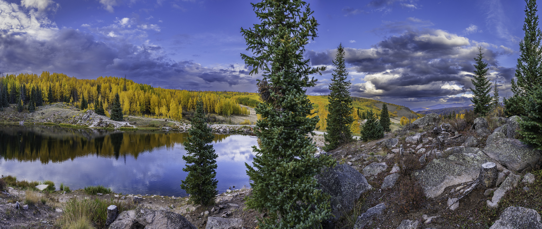 Autumn at Deer Lake II