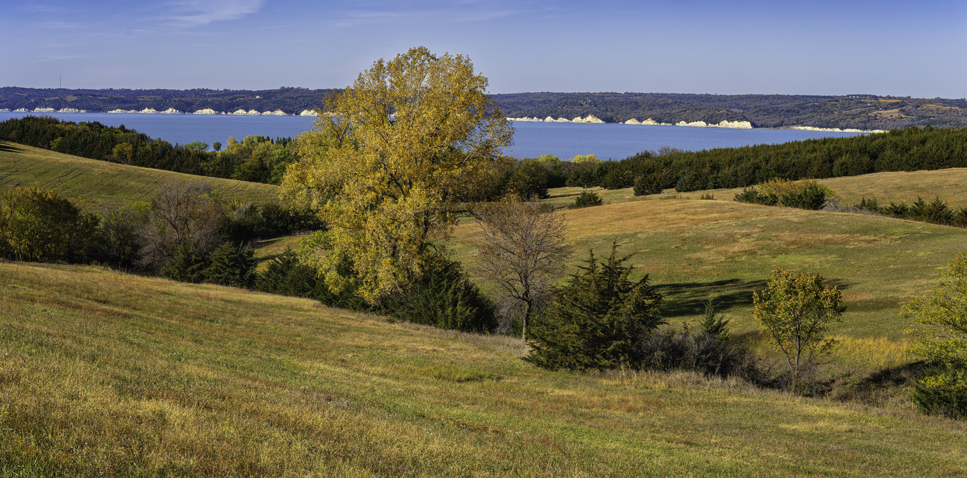 Lewis and Clark Lake View II
