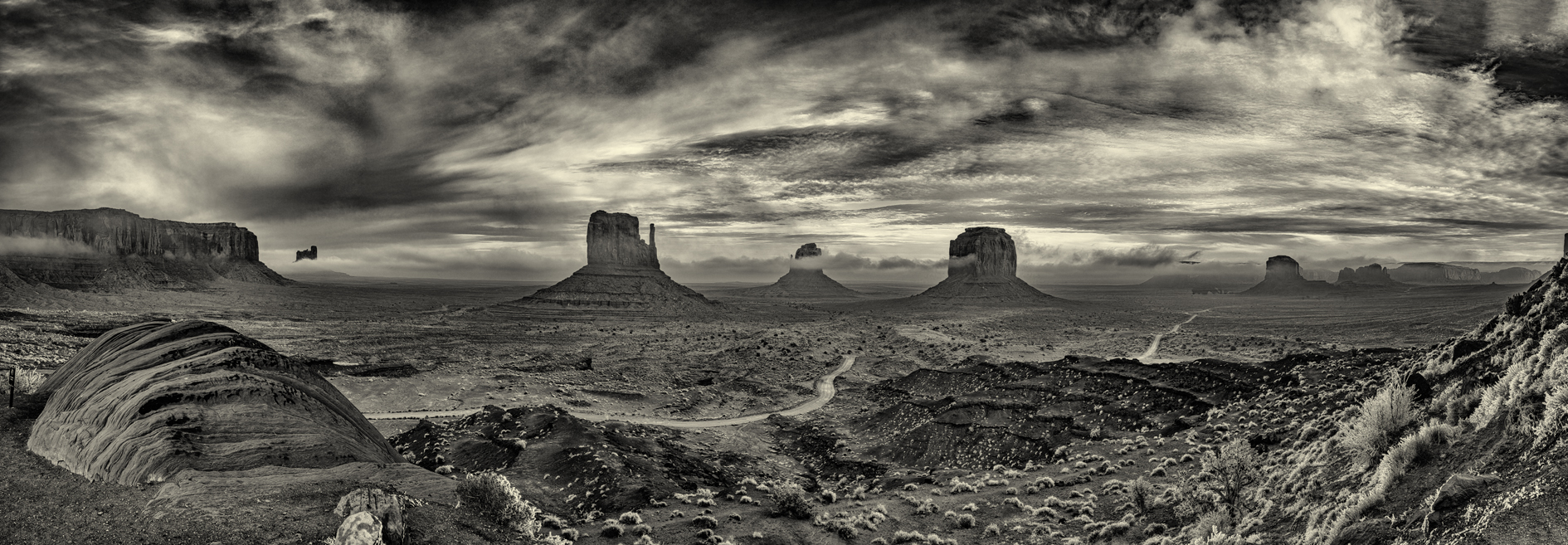 Winter at Monument Valley II